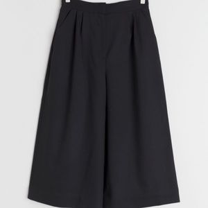 Endless Rose FLORAL Brocade Culottes -S